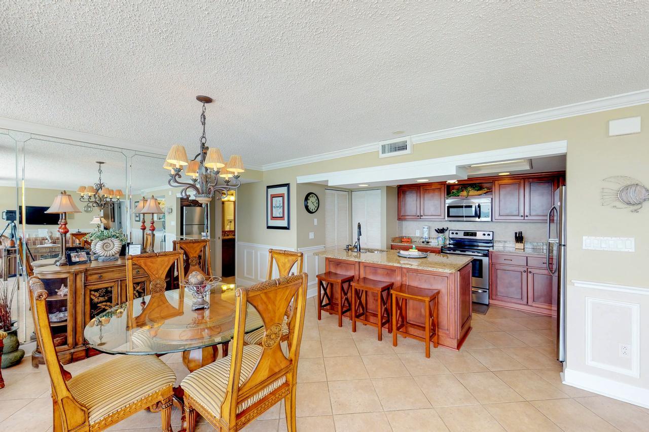Hotel Seachase 704e Panama City Beach