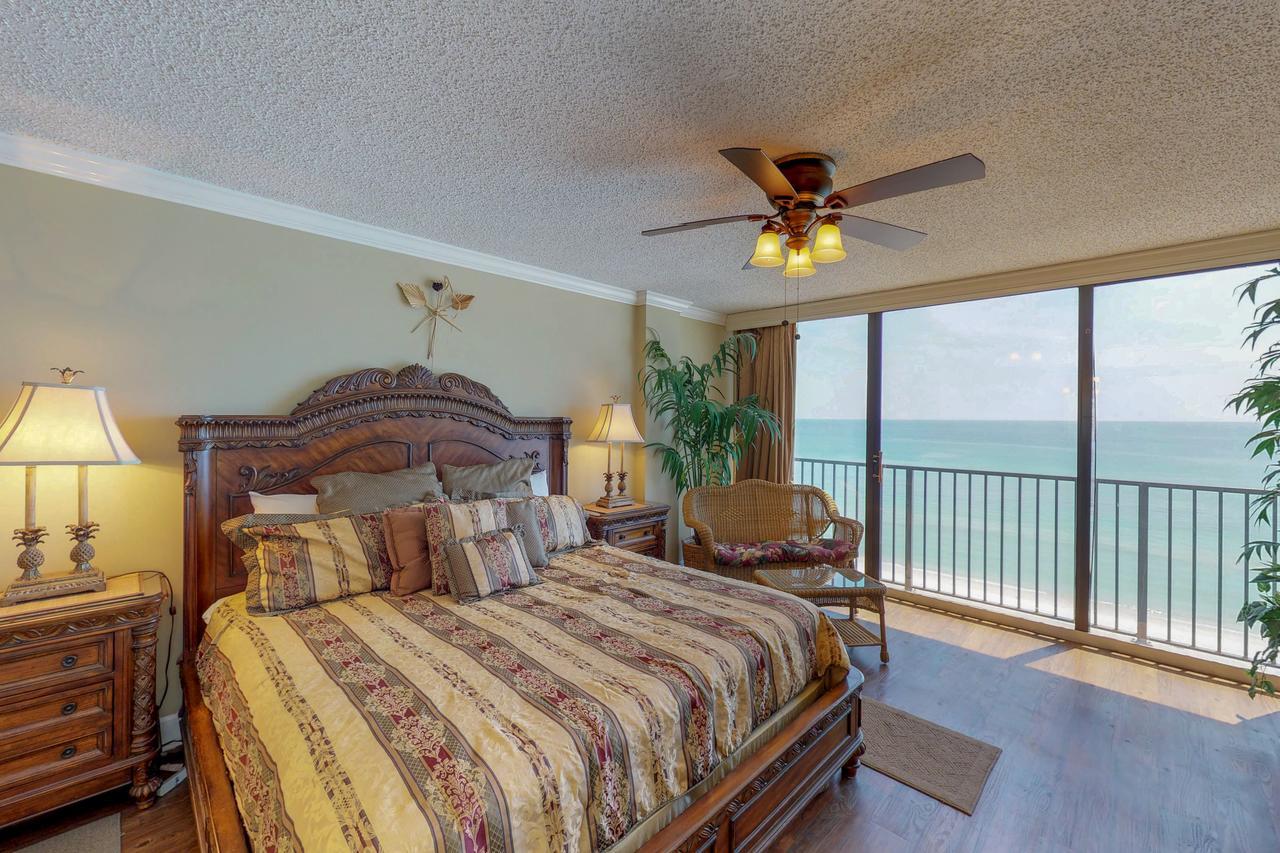 Seachase 704e Panama City Beach