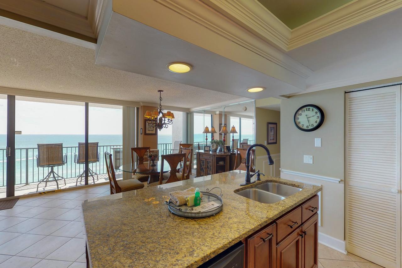 Seachase 704e Hotel Panama City Beach